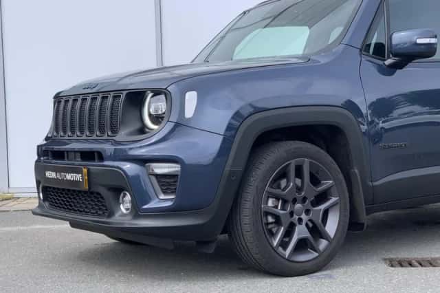 Jeep Renegade (2021) thumbnail 16