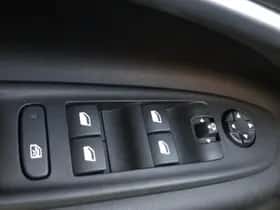 Jeep Avenger (2024) thumbnail 18