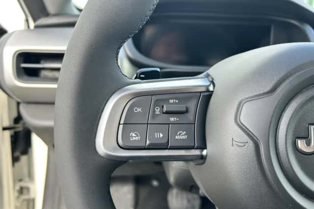 Jeep Avenger (2025) thumbnail 15