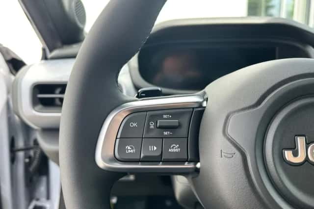 Jeep Avenger (2025) thumbnail 16