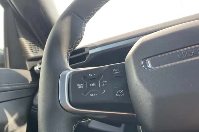 Jeep Compass (2026) thumbnail 9