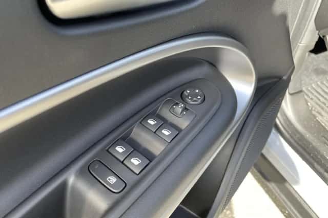 Jeep Avenger (2026) thumbnail 12