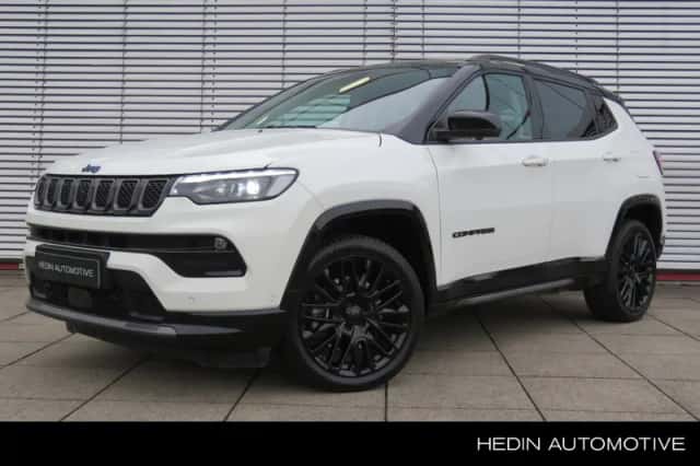 Jeep Compass (2023) thumbnail 1