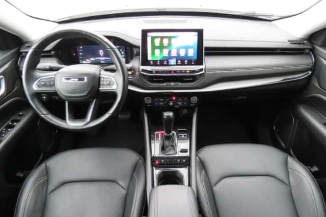 Jeep Compass (2023) thumbnail 3
