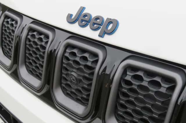 Jeep Compass (2023) thumbnail 44
