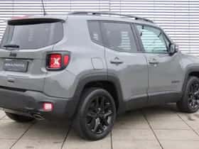 Jeep Renegade (2022) thumbnail 2