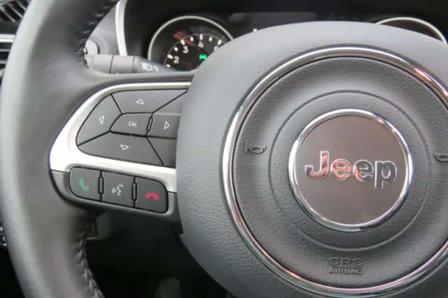 Jeep Compass (2019) thumbnail 11