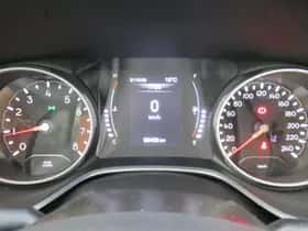 Jeep Compass (2019) thumbnail 12