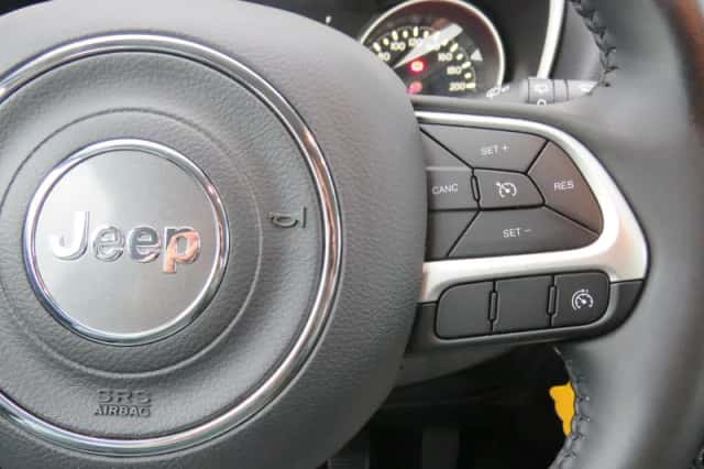 Jeep Compass (2019) thumbnail 13