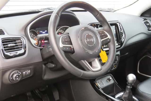 Jeep Compass (2019) thumbnail 10