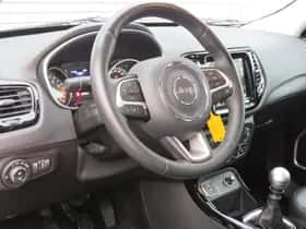 Jeep Compass (2019) thumbnail 10