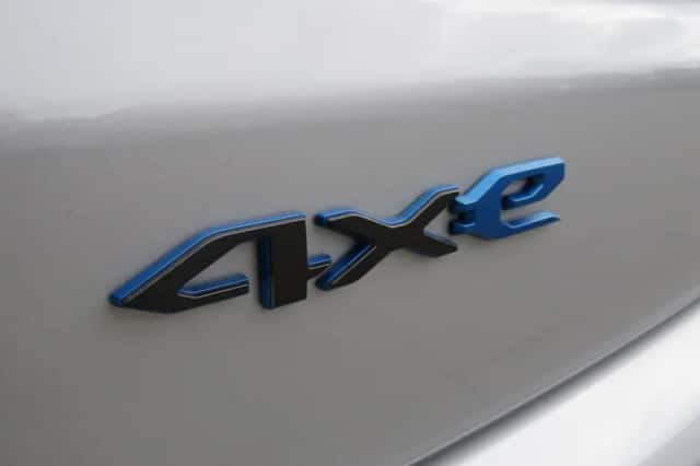 Jeep Compass (2023) thumbnail 18
