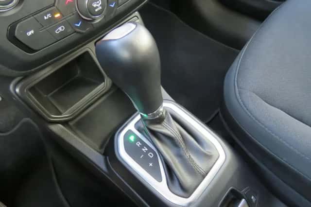 Jeep Renegade (2023) thumbnail 22