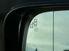 Jeep Renegade (2023) thumbnail 25