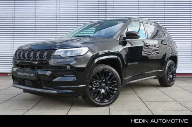 Jeep Compass (2024) thumbnail 1