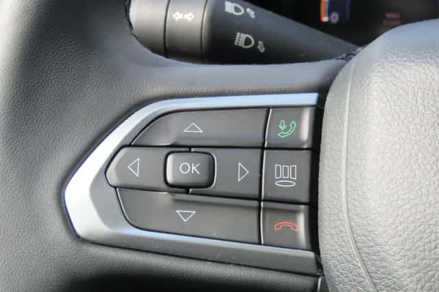 Jeep Compass (2024) thumbnail 11