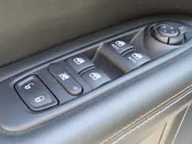 Jeep Compass (2019) thumbnail 23