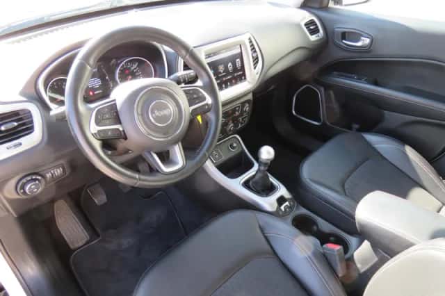 Jeep Compass (2019) thumbnail 9