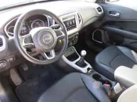 Jeep Compass (2019) thumbnail 9