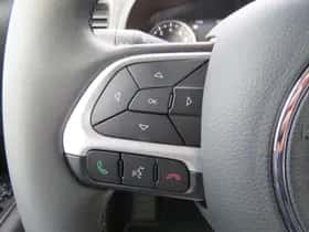 Jeep Renegade (2024) thumbnail 11