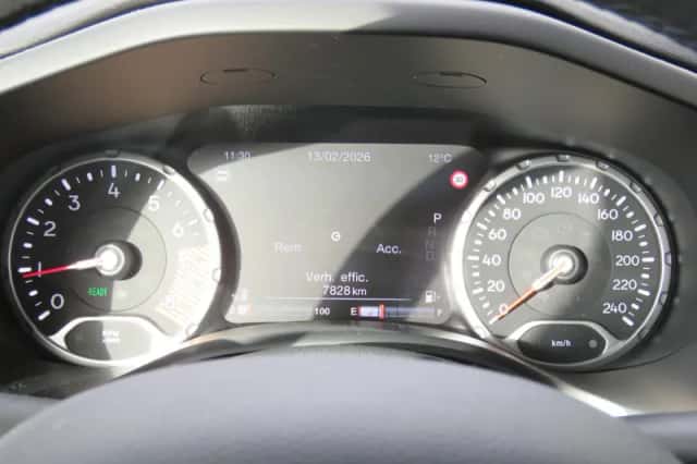 Jeep Renegade (2024) thumbnail 12