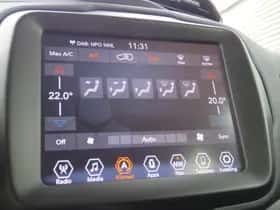 Jeep Renegade (2024) thumbnail 15