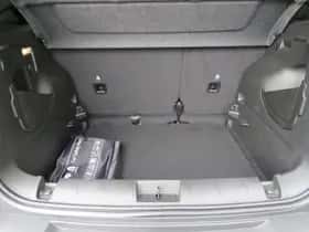 Jeep Renegade (2024) thumbnail 21