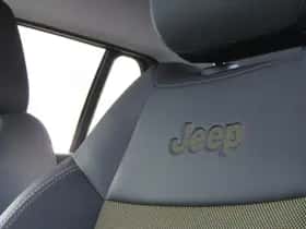 Jeep Avenger (2023) thumbnail 30