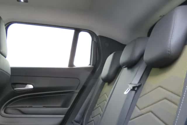 Jeep Avenger (2023) thumbnail 8