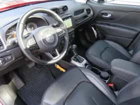 Jeep Renegade (2019) thumbnail 9