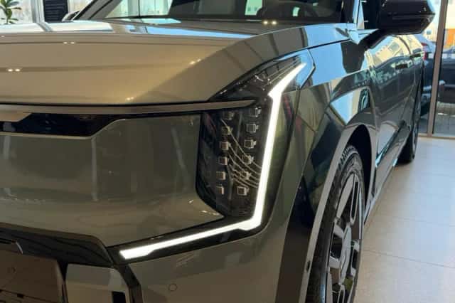 Kia EV9 (2026) thumbnail 2