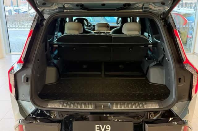 Kia EV9 (2026) thumbnail 11
