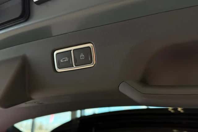 Kia EV9 (2026) thumbnail 14