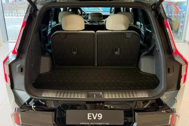 Kia EV9 (2026) thumbnail 10