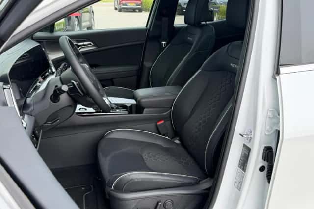 Kia Sportage (2025) thumbnail 16