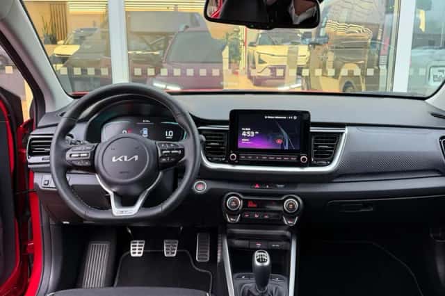 Kia Stonic (2025) thumbnail 8