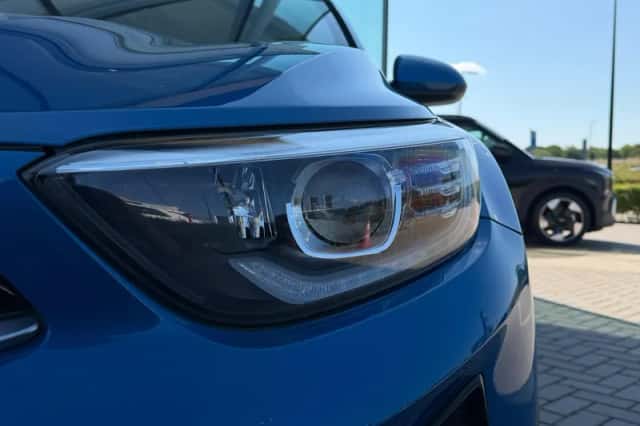 Kia Stonic (2021) thumbnail 3