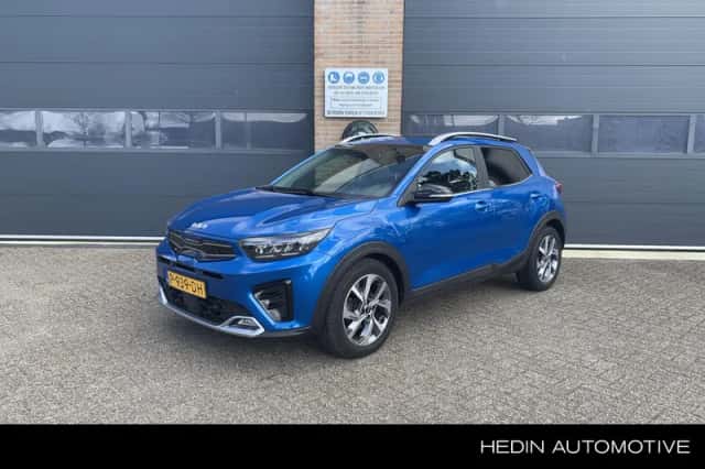 Kia Stonic (2022) thumbnail 1