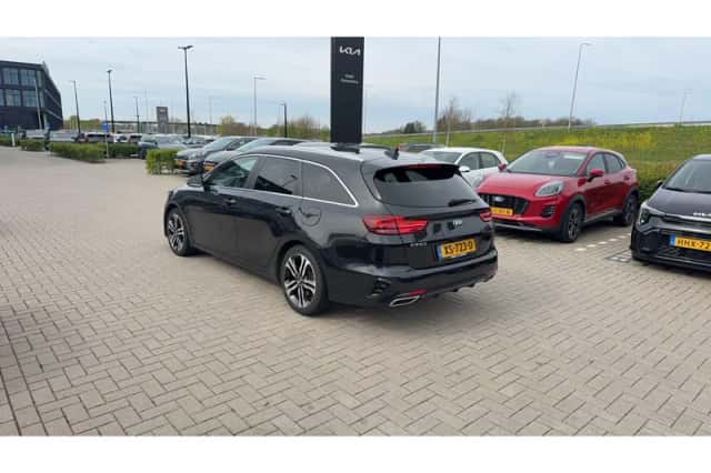 Kia Ceed Sportswagon (2019) thumbnail 5