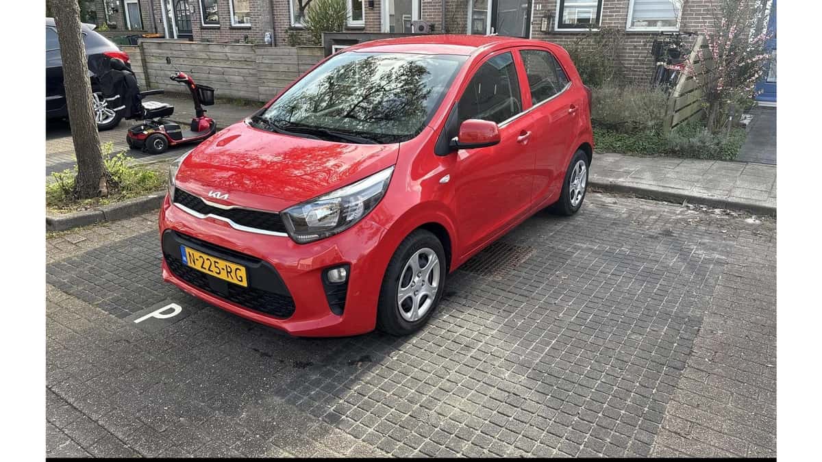 Kia Picanto (2021) — foto 1