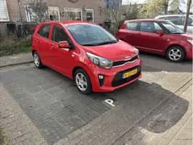 Kia Picanto (2021) thumbnail 4