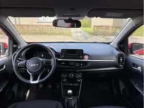 Kia Picanto (2021) thumbnail 6
