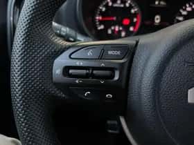 Kia Picanto (2024) thumbnail 17