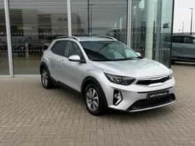Kia Stonic (2025) thumbnail 4