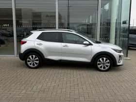 Kia Stonic (2025) thumbnail 5