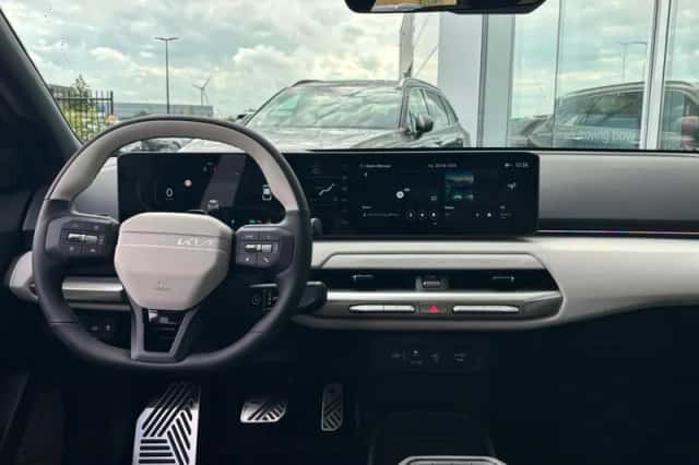 Kia EV4 (2025) thumbnail 15