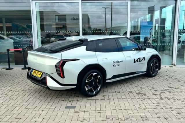 Kia EV4 (2025) thumbnail 5