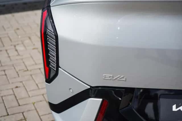 Kia EV4 (2025) thumbnail 6
