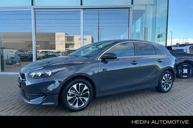 Kia Ceed (2025) thumbnail 1