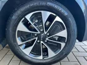 Kia Ceed (2025) thumbnail 8